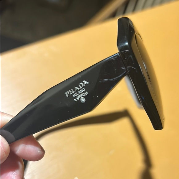 Prada Black Oversized Cat-Eye Glasses - Picture 4 of 13